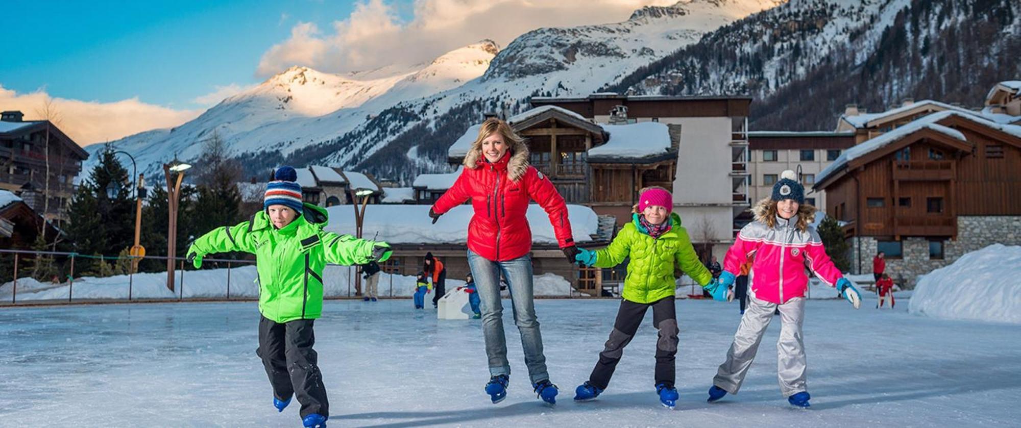 Residence & Spa Les Chalets De Solaise วาลดีแซร์ ภายนอก รูปภาพ