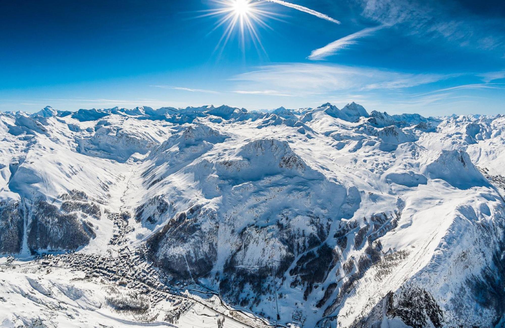 Residence & Spa Les Chalets De Solaise วาลดีแซร์ ภายนอก รูปภาพ